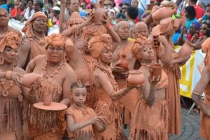 hommes d'argile - Carnaval à Rivière-Salée 2018